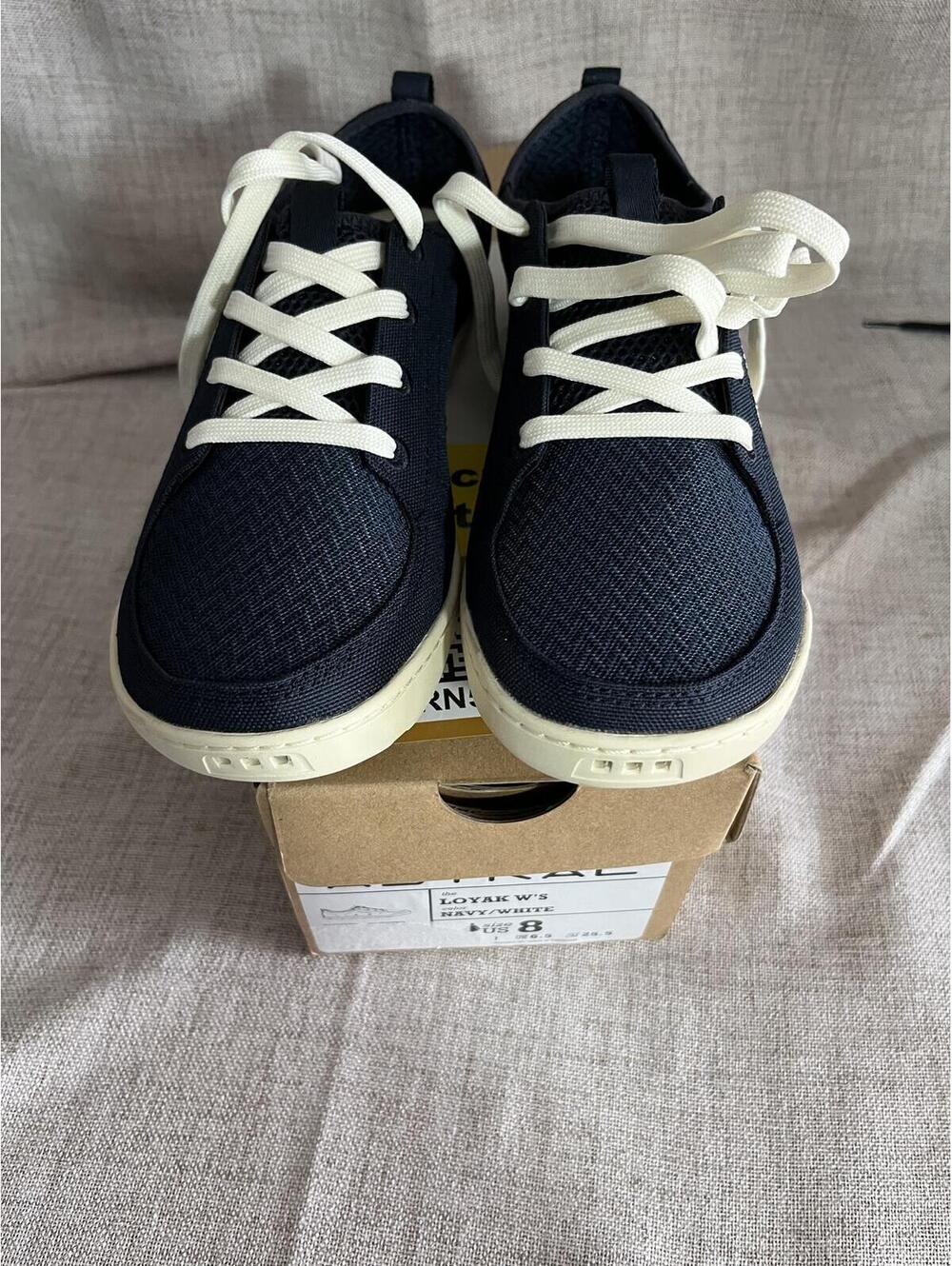 Astral Loyak Water Shoes Sneakers Navy / White Womens 8 EUC